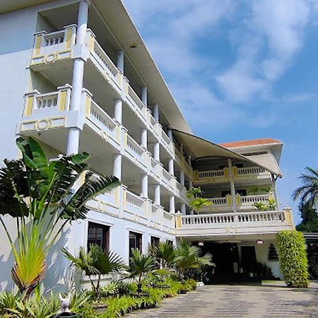 Hotel Royal Retreat 삼발푸르 외부 사진
